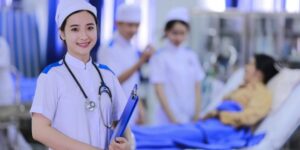 truong-cao-dang-le-huu-trac-hoa-binh-1